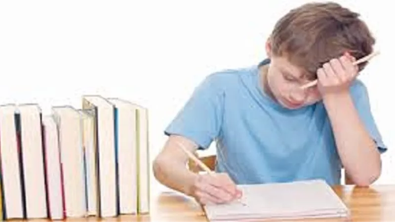 قلق الامتحانات .. الأسباب والأعراض