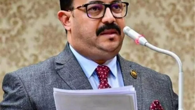 نائب اسماعيلاوى يطالب بغلق ومنع تطبيق التيك توك عن مصر