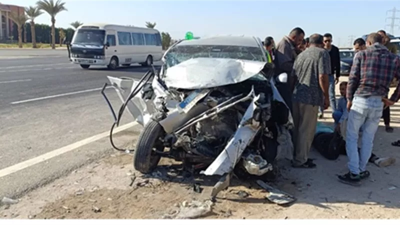 إصابة ٤ في تصادم ملاكي بربع نقل بالسخنة