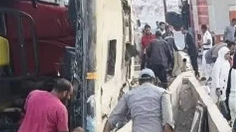 إصابة 50 شخص إثر انقلاب أتوبيس فى طريقه لدير الأنبا انطونيوس