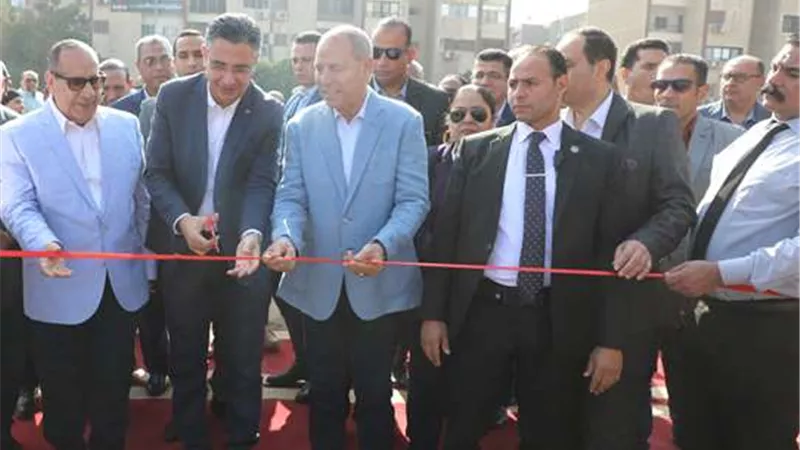 افتتاح ثانى أسواق اليوم الواحد بحلوان بتخفيضات تصل لـ٥٠%