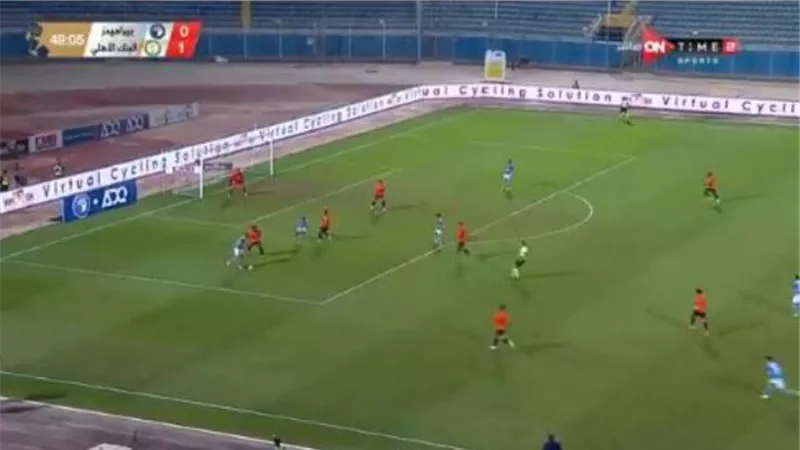 شاهد.. بيراميدز يقسو علي البنك الأهلي بثلاثية فى الدوري