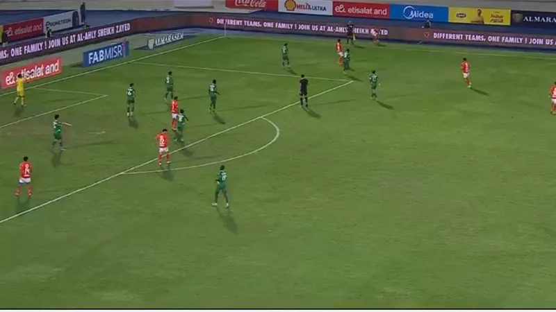 شاهد هدف الأهلي الأول من ضربة جزاء لعمرو السولية
