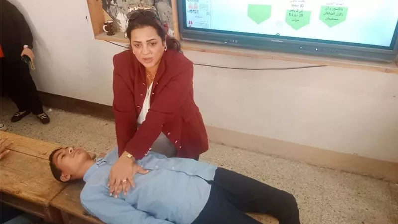 تفعيل التدريب على الإسعافات الأولية بمدارس المنيا