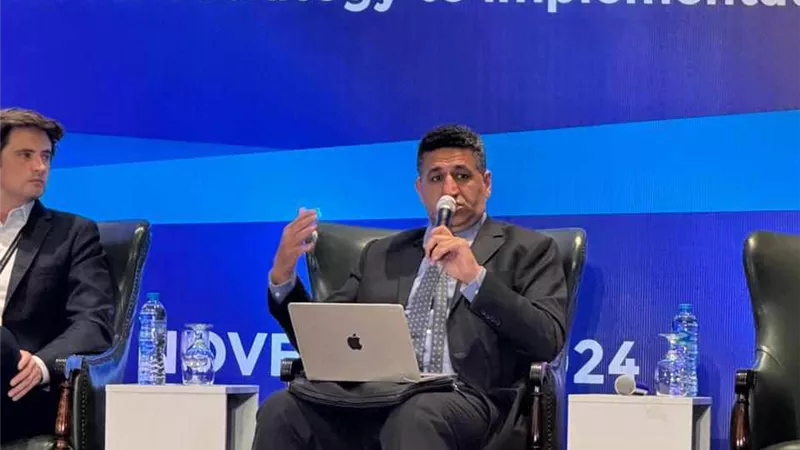 الجويلى يؤكد أهمية البعد التنموي في التناول الدولى للذكاء الاصطناعي