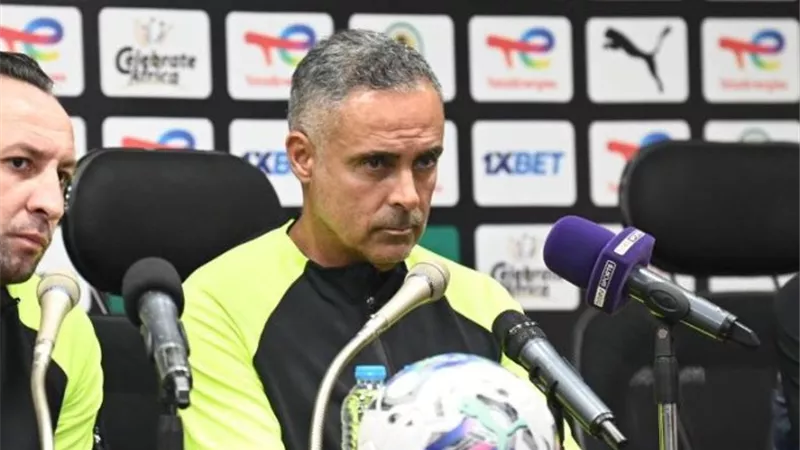 أنا بعمل حاجة غلط .. جوميز يعلق علي خسارة الزمالك أمام المصري