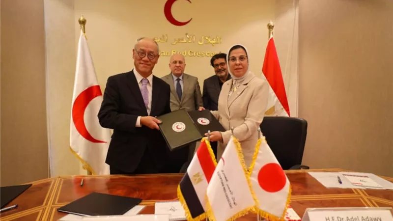 اليابان تقدم مساعدات لجمعية الهلال الأحمر المصري