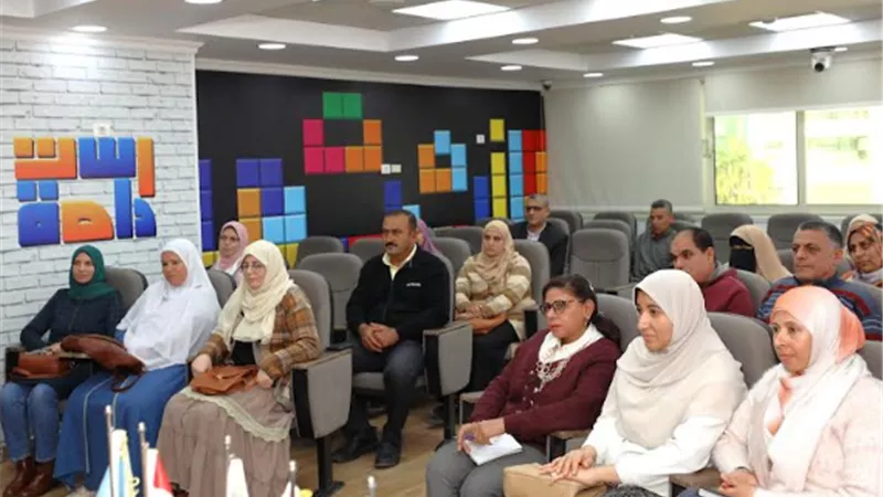 محافظ كفرالشيخ يتفقد فعاليات البرنامج التدريبي 