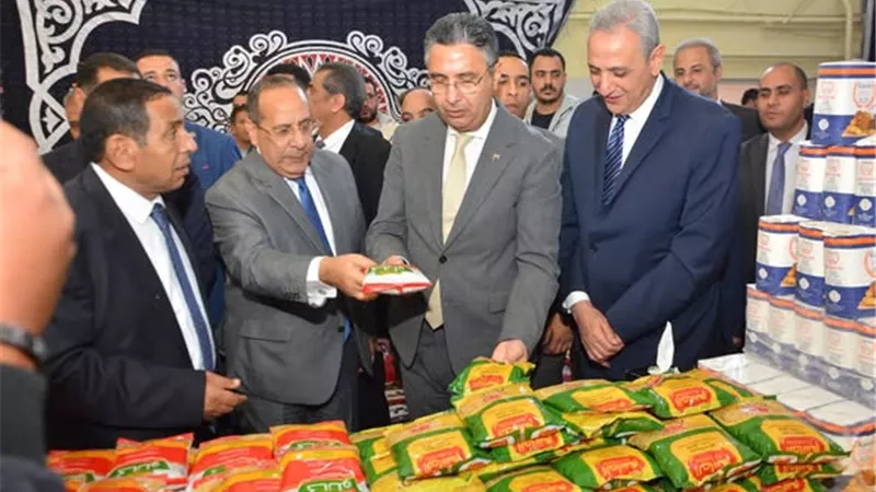 وزير التموين يتفقد مخبز شركة مطاحن وسط وغرب الدلتا بطنطا