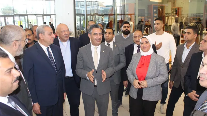 وزير التموين:السلع الأساسية متوفرة و المخزون الاستراتيجي متوفر