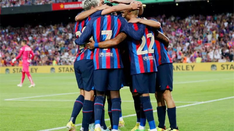 موعد مباراة برشلونة وسيلتا فيجو الليلة بالدوري الإسباني