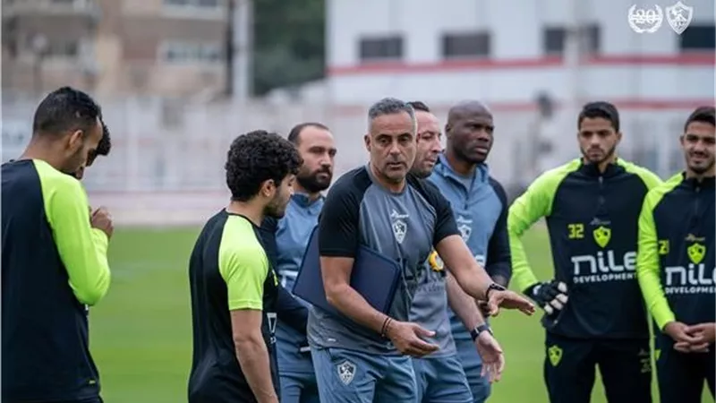 تفاصيل اجتماع جوميز مع لاعبي الزمالك