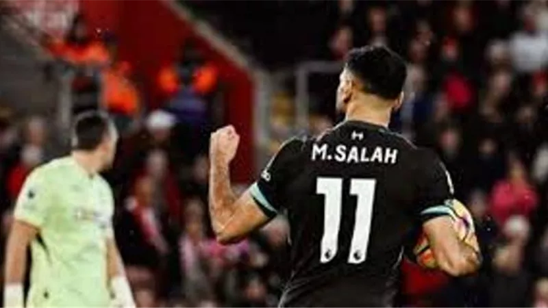 محمد صلاح يصل للهدف الـ300 مع كل الأندية.. فيديو