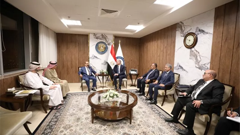وزير البترول يشيد بالشراكة الناجحة بين جابكو ودراجون أويل