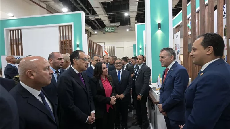 رئيس الوزراء يشهد افتتاح المعرض المُصاحب للملتقى الدولي للصناعة