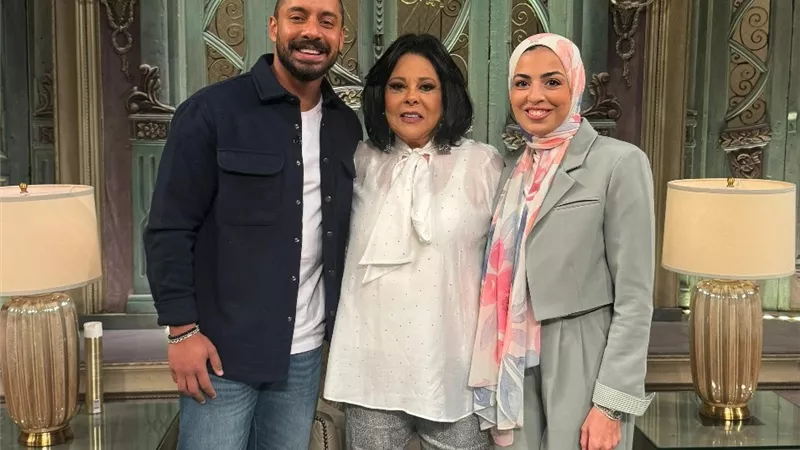 عمرو وهبه وزوجته سلمى في ضيافة 
