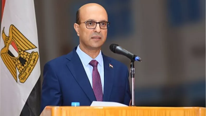 جامعة أسيوط تخصص منحتين للتميزالعلمي لدراسة الدكتوراة بالكليات العملية