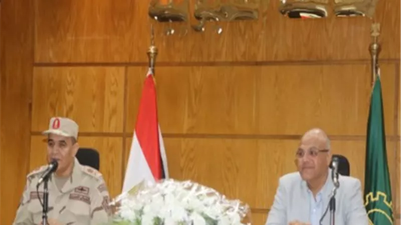 محافظ القليوبية يستعرض الفكرة الاستراتيجية 