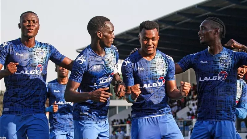 مدرب بلاك بولز: نريد الفوز على الزمالك رغم الفارق في المستوي