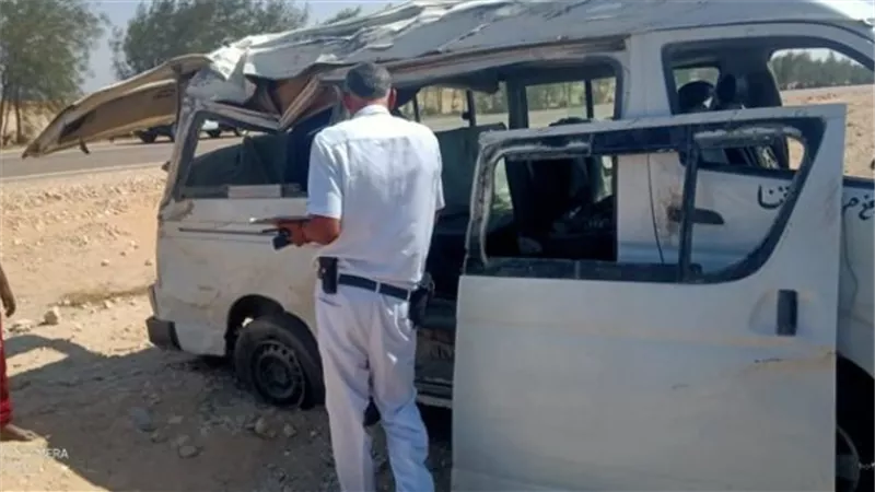 إصابة 6 إثر انقلاب ميكروباص بالطريق الإقليمى بالجيزة
