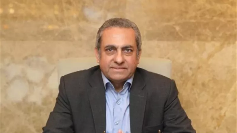 خالد عباس يكشف عن أول تسجيل لقطعة أرض فى العاصمة الإدارية