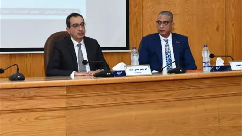 المحافظ ورئيس الجامعة يشهدان افتتاح مسابقة أفلام الطلبة والقصيرة
