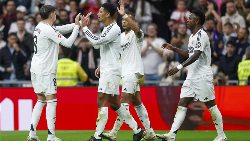 دوري أبطال أوروبا.. تشكيل ريال مدريد المتوقع أمام ليفربول اليوم