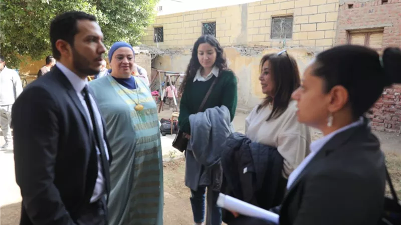 زيارة ميدانية لوفد البنك الأوروبي لإعادة الإعمار لمشروع تمكين المرأة بالفيوم