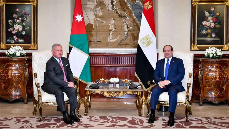 الرئيس السيسى يستقبل العاهل الأردنى ويعقدان جلسة مباحثات مشتركة