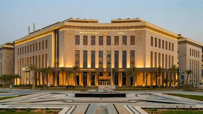 المالية: ارتفاع الإيرادات الضريبية إلى 560.7 مليار جنيه في 4 أشهر