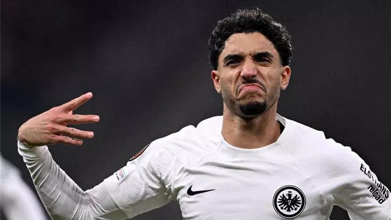مرموش يقود فرانكفورت لمواجهة ميتيلاند بالدورى الأوروبى اليوم