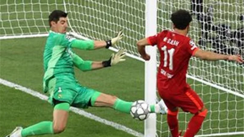 ريال مدريد يستفز صلاح بصورتين .. كيف سيرد الفرعون؟