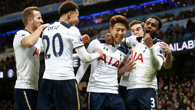 تشكيل مواجهة توتنهام أمام روما فى الدورى الأوروبى