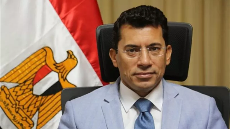 وزيرالرياضة يهنئ حسام الدين مصطفى بفوزه برئاسة اللجنة البارالمبية