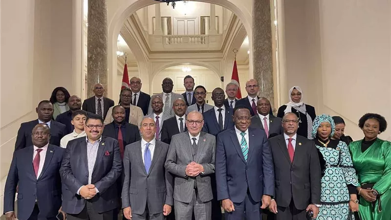 سفير تركيا يعقد اجتماع مع السفراء الأفارقة في القاهرة