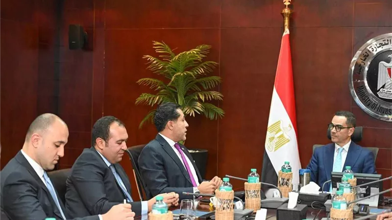 وزير الاستثمار يلتقي مجلس إدارة الجمعية المصرية لشباب الأعمال