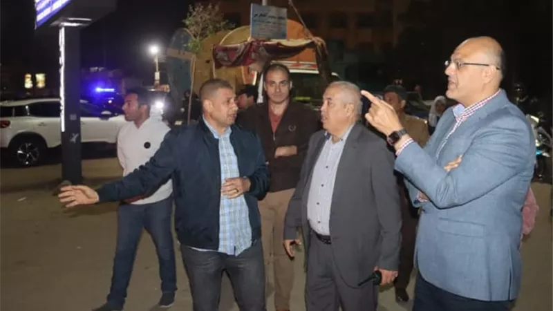 محافظ القليوبية: دراسة إنشاء موقف سيارات ومحاور مرورية بقليوب