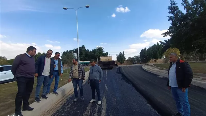 رئيس جهاز العبور يتفقد اعمال التطوير والصيانة والرصف بالمدينة