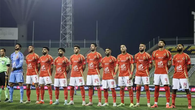 بيرسي تاو يقود تشكيل الأهلي أمام البنك الأهلي بالدوري