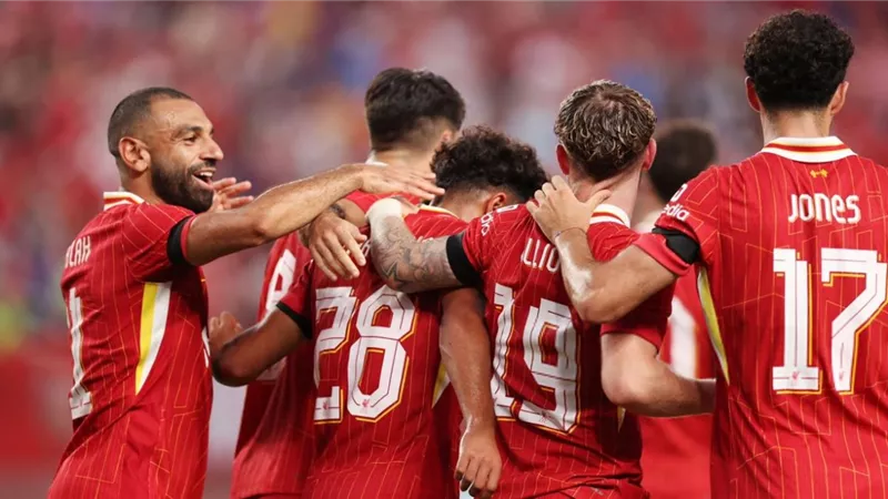 صلاح يقود هجوم ليفربول لمواجهة مانشستر سيتي