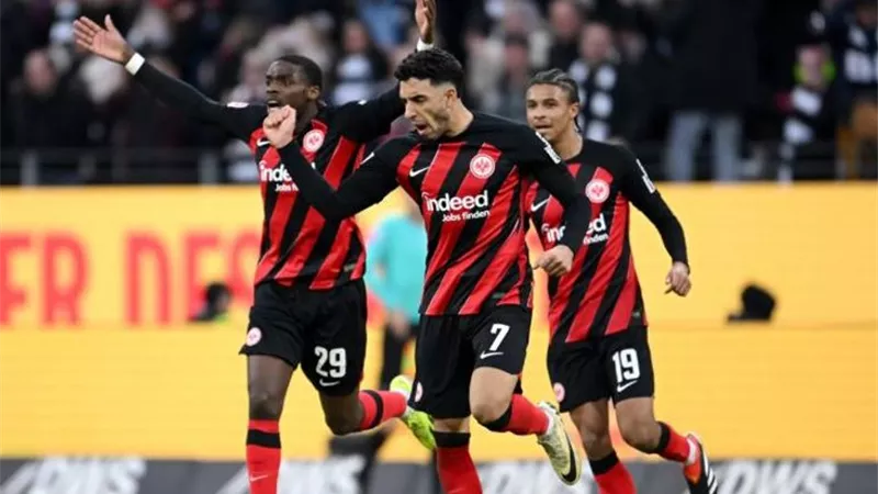 مرموش أساسيا.. تشكيل آينتراخت فرانكفورت لمواجهة هايدنهايم