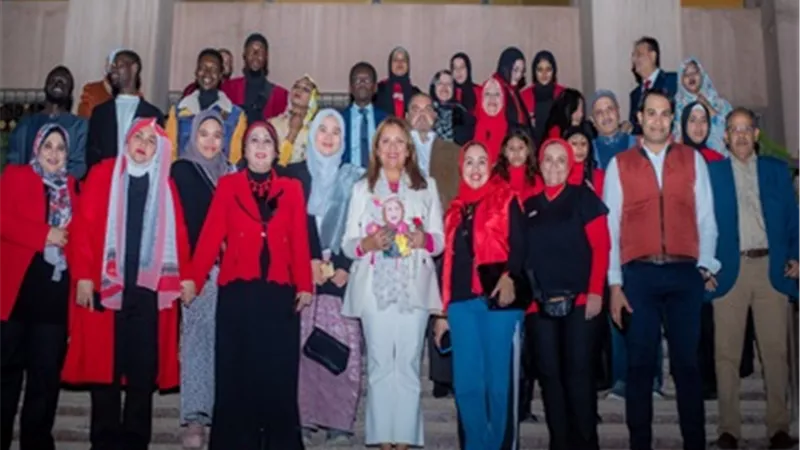 افتتاح معرض 
