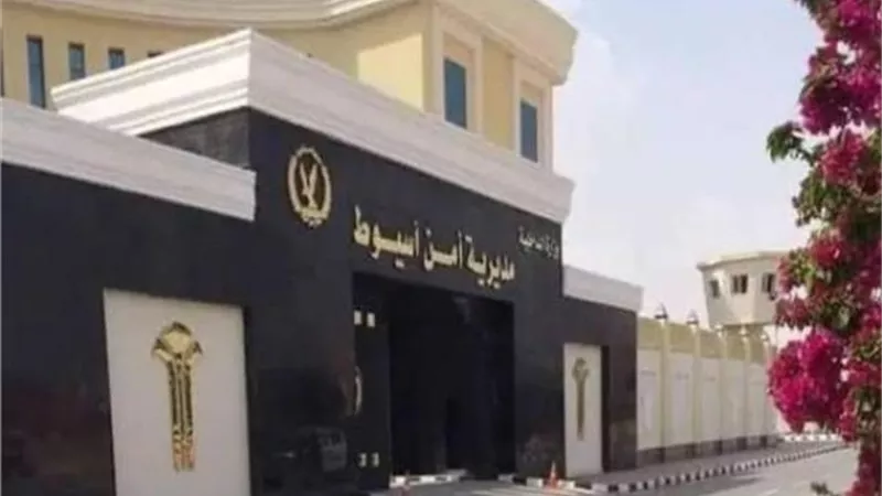 تفاصيل تعدى مقاول على عامل وإصابته بحروق فى الوادى الجديد