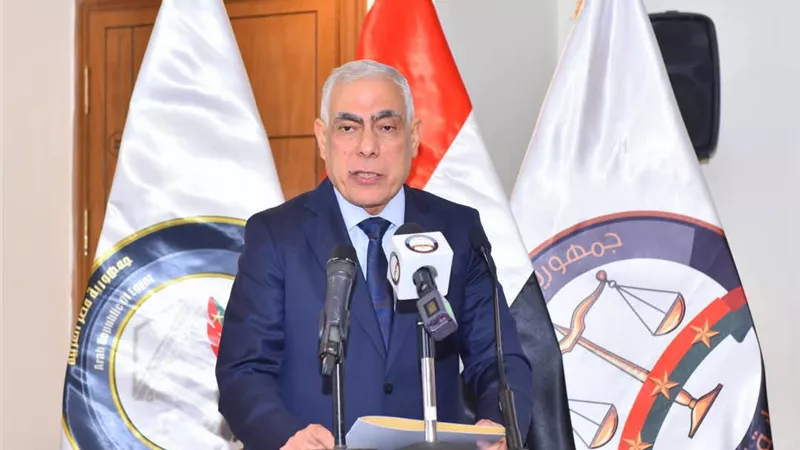 النائب العام يفتتح فعاليات دورة استراتيجية تنمية القيادة الوطنية لأعضاء النيابة العامة