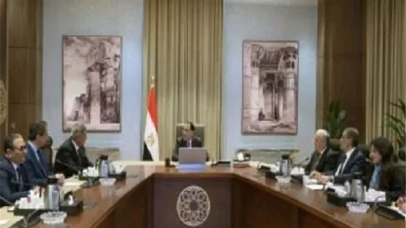 رئيس الوزراء يؤكد دعم رؤساء الهيئات الصحفية والإعلامية الجُدد في أداء مهامهم