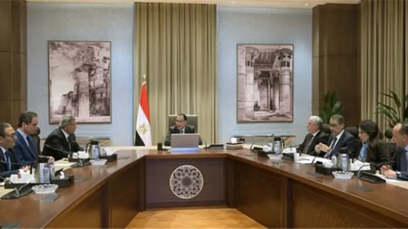 رئيس الوزراء يلتقى رؤساء الهيئات الصحفية والإعلامية الجُدد ويؤكد الدعم الكامل من الحكومة في أداء مهامهم ورسالتهم