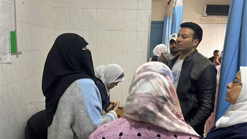 قرر صرف مكافأة تشجيعية لأطباء و تمريض عناية الجراحة بمطروح