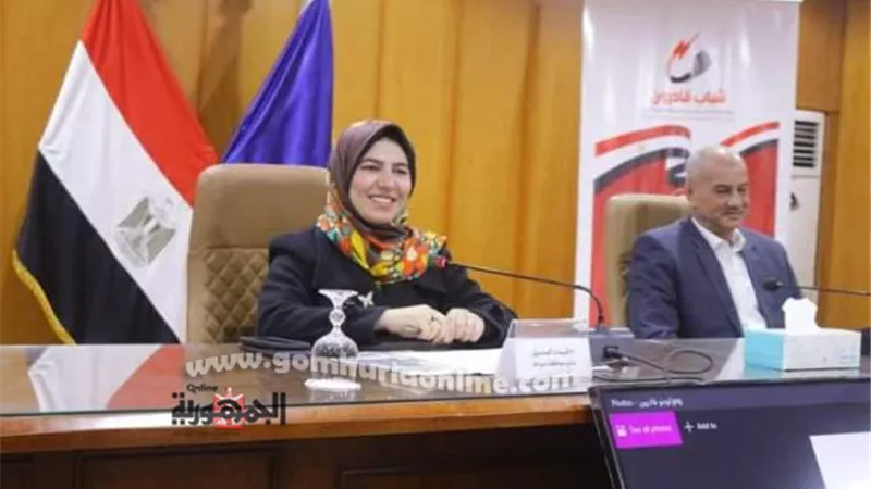 الصديق تشهد حفل توزيع شهادات 