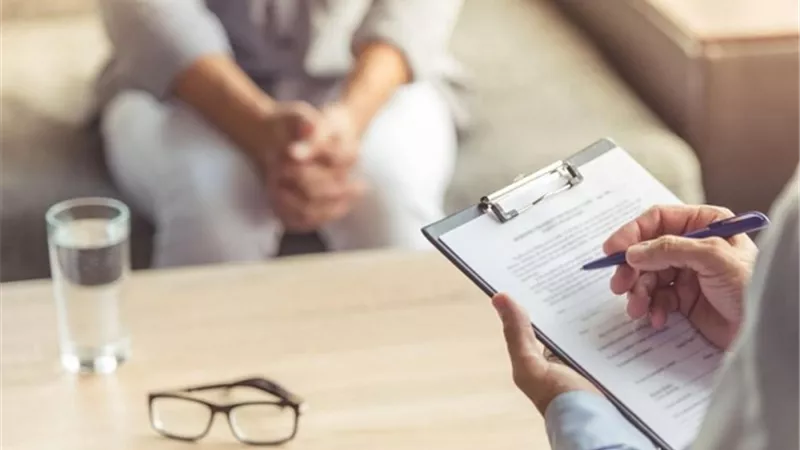 تطوير مساعد ذكي افتراضي يسهّل عمل الأخصائيين النفسيين