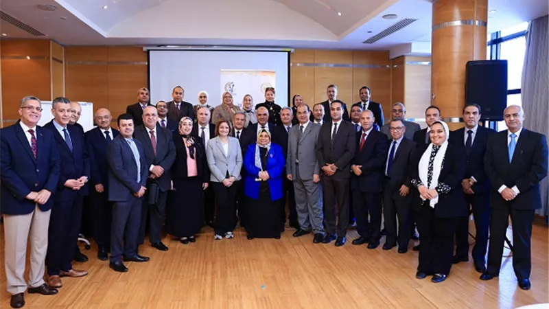 تدريب تفاعلي حول مهارات التواصل والقيادة ومناهضة العنف ضد المرأة